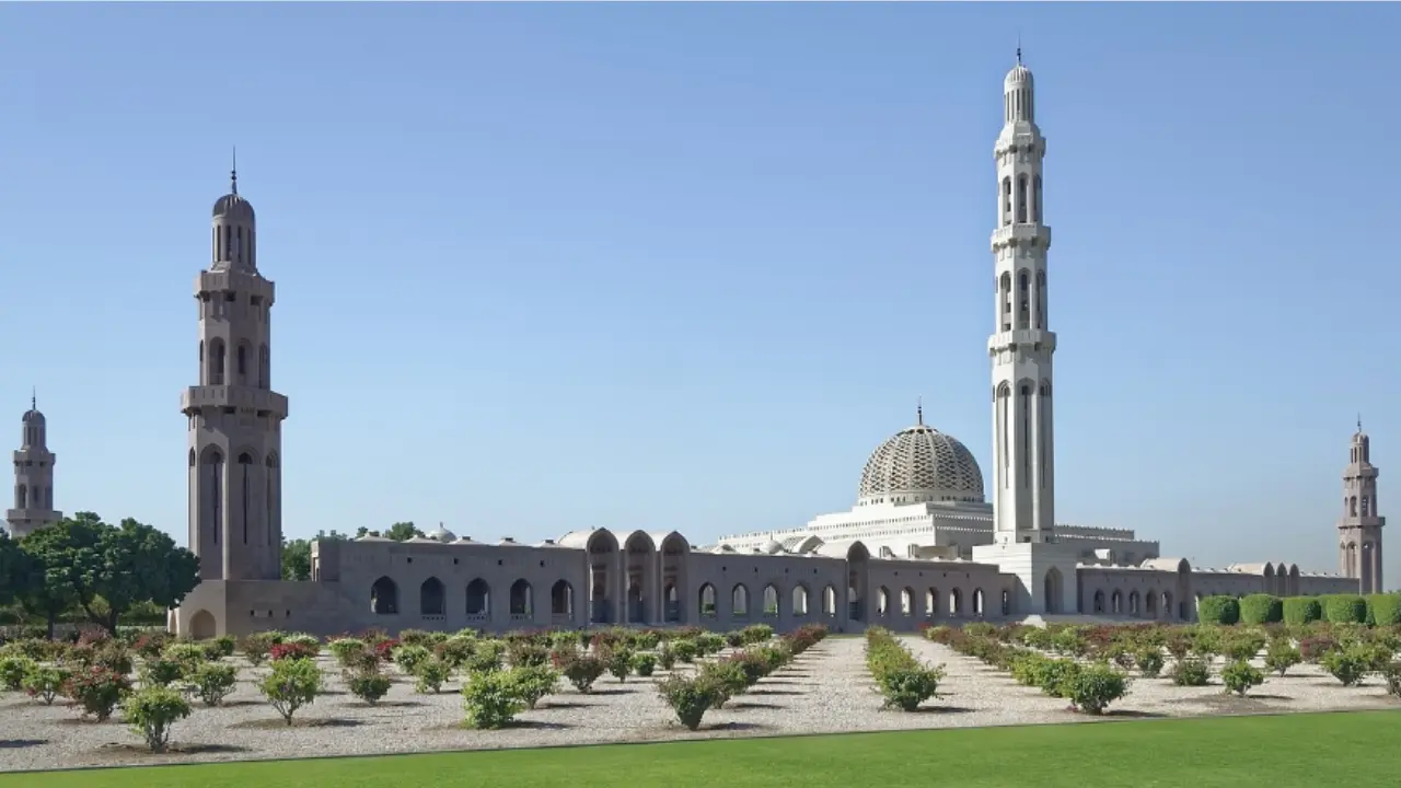 Sultan Qaboos Grand Mosque